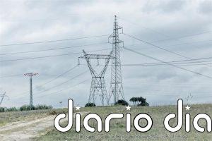 El accidente de un camión provoca un apagón eléctrico en Requena y Utiel