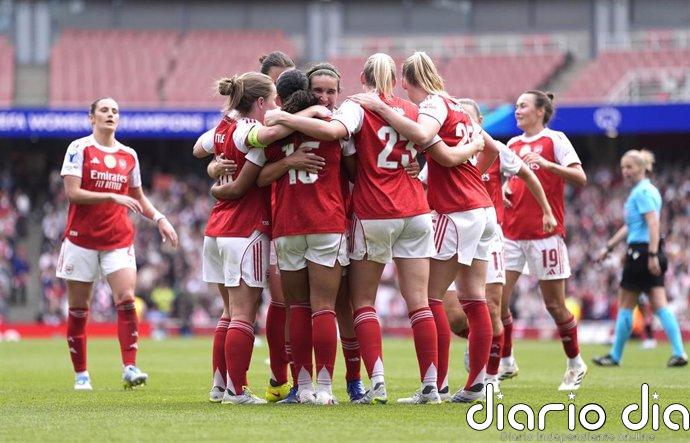 El Arsenal castiga los errores del OL Lyonnes y se acerca a otra final de Champions