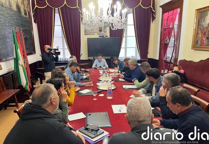 El Ayuntamiento de Cádiz inicia la organización del COAC 2027 cuya final será el 5 de febrero