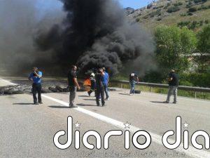 El Ayuntamiento de Ibias respalda el encierro de los mineros de Mina Miura por el impago de salarios