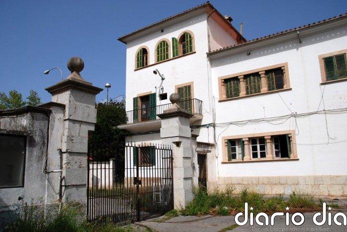 El Ayuntamiento de Palma insta al Gobierno a "actuar" para que Son Busquets "no acabe como la antigua prisión"