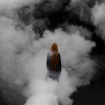 El CDN presenta 'Tinieblas', una obra de teatro que tiene la niebla como protagonista escénico