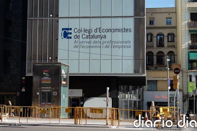 El Col·legi d'Economistes alerta de la "marcha negativa" del sector exterior en el primer trimestre