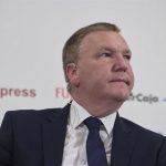 El comisario europeo de Justicia, tras el choque Gobierno-Peinado: "La separación de poderes es importante"