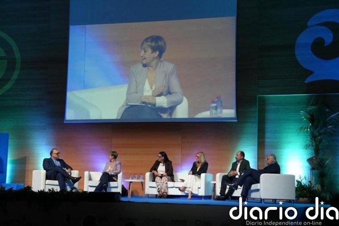 El Consell defiende la cogobernanza como base de un modelo turístico "más sostenible y de mayor calidad"