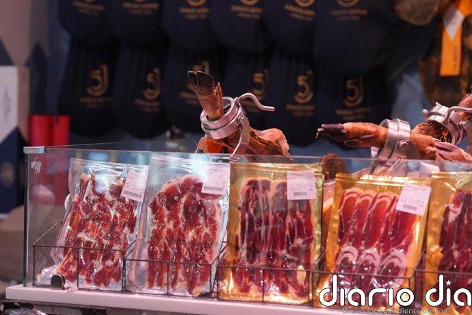 El Consorcio del Jamón Serrano e ICEX firman el plan sectorial de 2026, centrado en Países Bajos y Australia