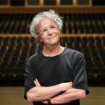 El creador suizo Daniele Finzi Pasca regresa a España con 'Ícaro', el monólogo escrito en prisión y que cumple 35 años