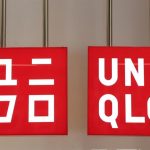 El dueño de Uniqlo ganó un 19,6% más en su primer semestre fiscal y mejora previsiones