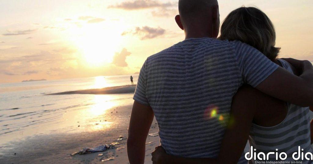 El enamoramiento convierte el cerebro en una ensalada de sustancias químicas