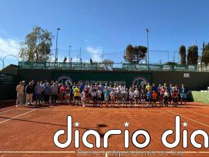 El extenista Nico Almagro participa en un clinic y una mesa redonda en El Tinglado de la Autoridad Portuaria de Almería