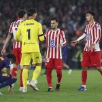 El FC Barcelona presenta "una queja formal" ante la UEFA por el no penalti de Pubill