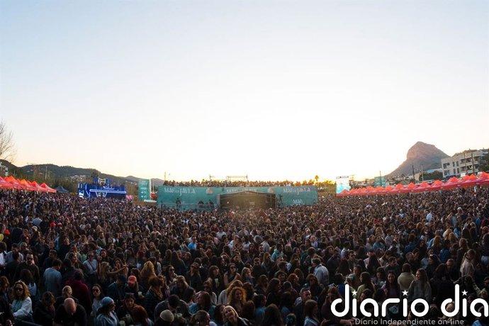 El festival Mar de Jávea inaugura su tercera edición con Crystal Fighters, Pignoise y Leire Martínez