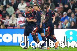 El Forest golea al Sunderland para seguir acercando la salvación