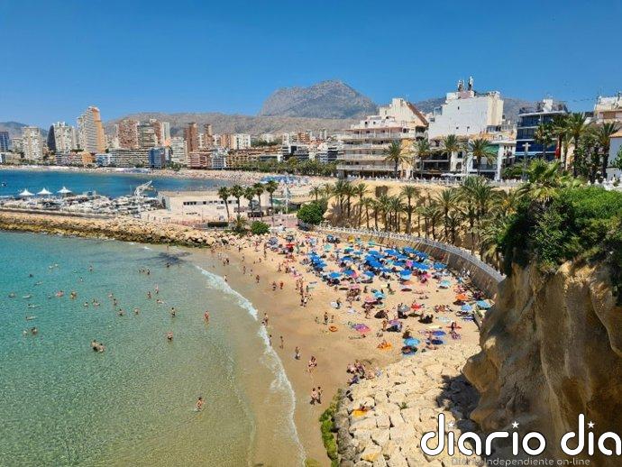 El gasto turístico internacional acelera y crece un 11,2% en marzo por la guerra, según CaixaBank