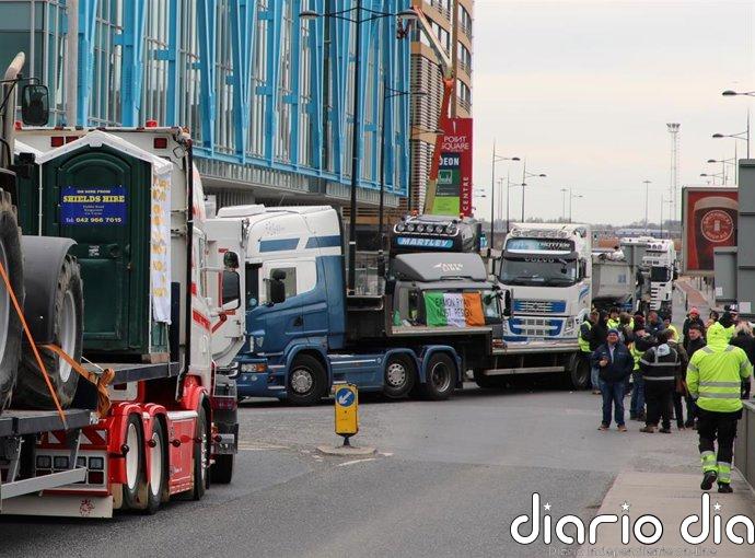 El Gobierno irlandés anuncia nuevas ayudas al combustible tras cinco días de protestas