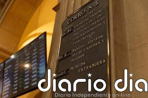 El Ibex 35 sube levemente en la apertura y acaricia los 17.600 puntos, con el petróleo Brent en 111 dólares