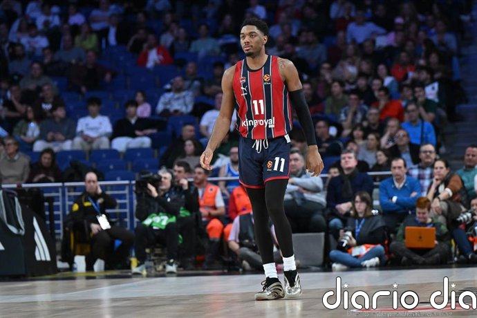 El Kosner Baskonia avasalla al Casademont Zaragoza y empata por el tercer puesto de la Liga Endesa