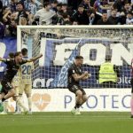 El Málaga tumba a Las Palmas y el Burgos se aferra también al sueño