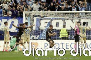 El Málaga tumba a Las Palmas y el Burgos se aferra también al sueño