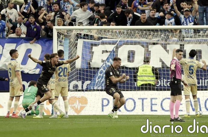 El Málaga tumba a Las Palmas y el Burgos se aferra también al sueño