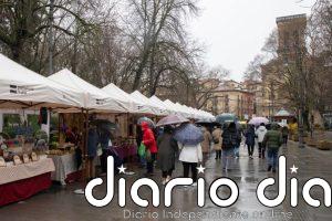 El mercado de producto local y artesano Basotxoa se celebra este sábado en el Bosquecillo