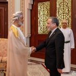 El ministro de Asuntos Exteriores de Irán continúa en Omán su gira diplomática con el alto el fuego en vigor