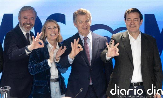 El pacto extremeño de PP y Vox fija las bases para Aragón y CyL y marca el camino a Feijóo si necesita a Abascal