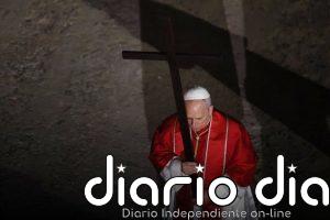 El Papa León XIV clama contra la guerra y el abuso de poder en su primer Via Crucis