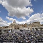 El Papa nombra a Paola Fanelli nueva directora de Recursos Humanos del Vaticano, en sustitución del español Luis Herrera