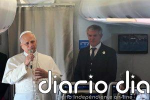 El Papa responde a Trump: "No soy político, hablo del Evangelio. A los líderes del mundo les digo basta de guerras"