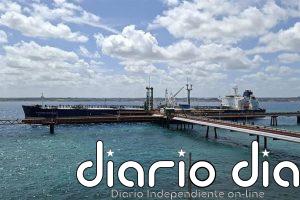 El petrolero enviada por Rusia a Cuba zarpa de Matanzas tras entregar 100.000 toneladas de petróleo