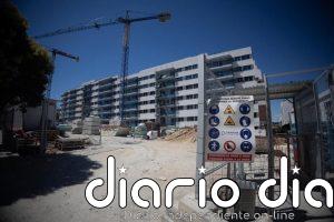 El precio medio del suelo urbano retrocedió un 2,6% al cierre de 2025, según Vivienda