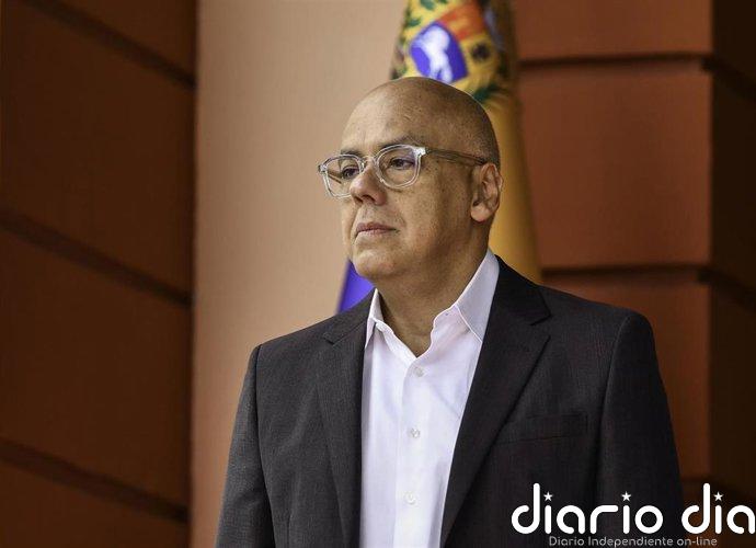 El presidente de la Asamblea venezolana afea las "expresiones de racismo" de "partidos extremistas" españoles
