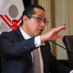 El presidente del JNE de Perú llama a una participación "responsable" y garantiza transparencia en la jornada electoral