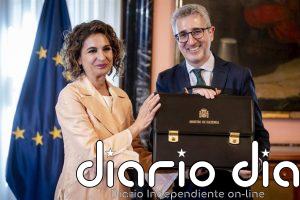 El PSOE recoloca a Montero en la segunda fila del hemiciclo del Congreso y abre hueco a Arcadi España en el banco azul