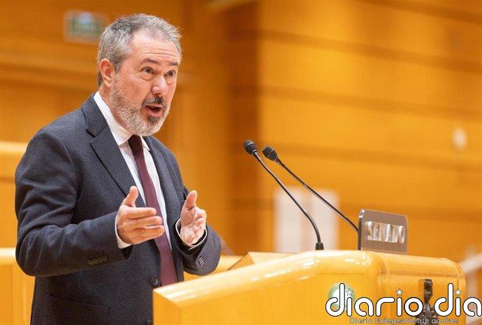 El PSOE, sobre la infiltración informática en el Senado: "El PP sabe bien lo de dar machetazos a ordenadores"