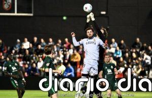 El Racing no puede con el VAR y el Almería se pone segundo