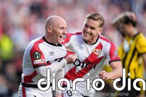 El Rayo Vallecano sabe sufrir para hacer historia en Europa