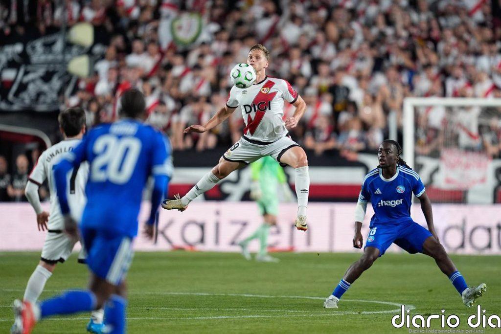 El Rayo y Vallecas se crecen en la Conference