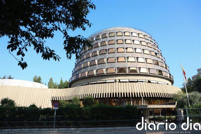 El TC da la razón al PP contra el Congreso por prorrogar 71 veces el plazo de enmiendas para un proyecto de ley urgente