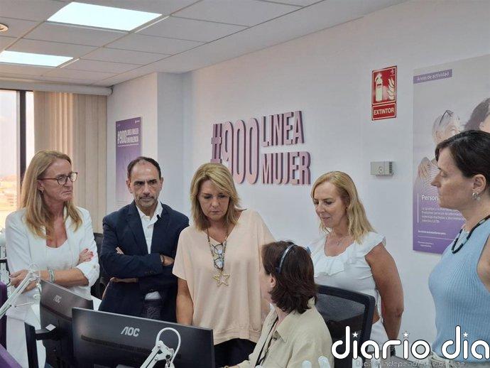 El teléfono Mujer 24 horas de la Generalitat creció un 18% y atendió casi 85.000 llamadas en 2025