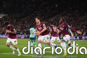 El West Ham sale de la quema con una goleada al casi descendido Wolves