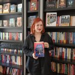 Elísabet Benavent lanza 'Una niña buena': "Entono mea culpa, la ficción romántica asentó roles de género que no sumaban"