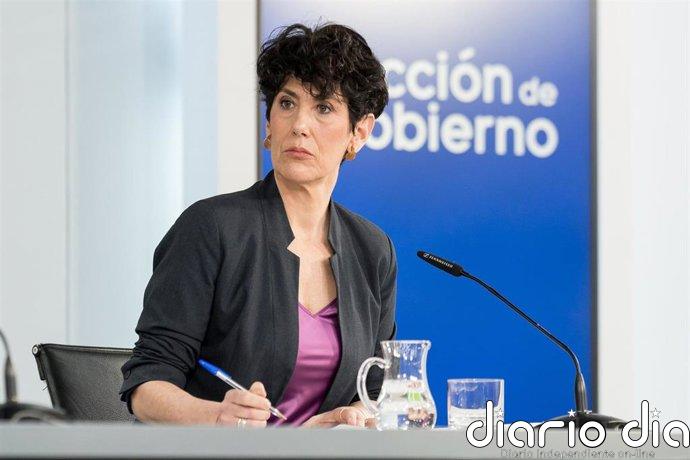 Elma Saiz apela a que las empresas suban salarios tras superarse los 22 millones de cotizantes