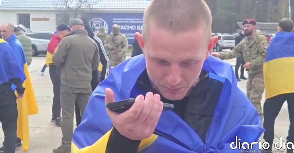 Emocionante regreso a casa de prisioneros de guerra ucranianos tras un intercambio con Rusia