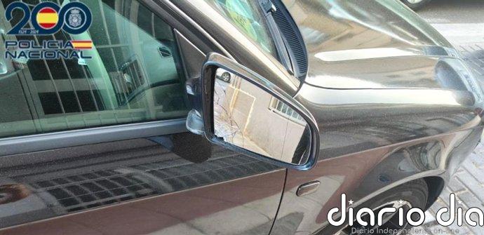 En libertad dos varones tras romper los retrovisores de siete vehículos en Arca Real y calle Hornija