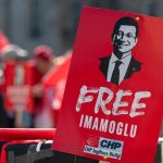 Encarceladas unas 20 personas, incluido el alcalde opositor de un distrito de Estambul, por supuesta corrupción