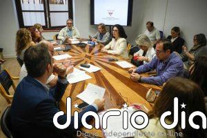 Equipo de Gobierno toledano desmiente que en Toledo haya "invasión turística" y la oposición le acusa de ocultar datos