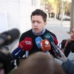 Errejón pide que la justicia haga a Mouliaá "responder por tantas mentiras y difamaciones"