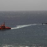 Escoltan un cayuco al puerto de La Restinga (El Hierro) tras ser interceptado a 15 kilómetros de la costa